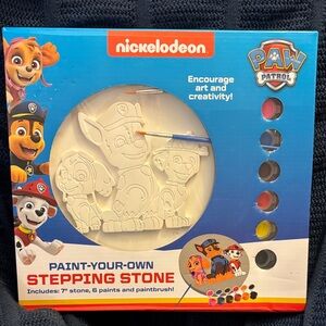 Nickelodeon PAW Patrol Paint-Your-Own Stepping Stone Kit *see description